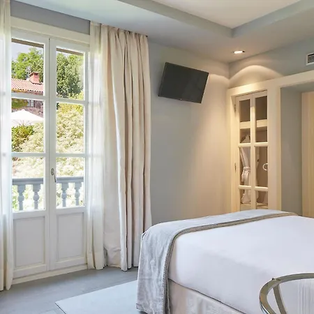 Отель Iturregi 4*