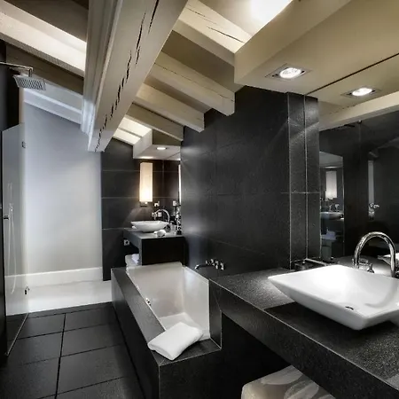 Iturregi Hotel 4*