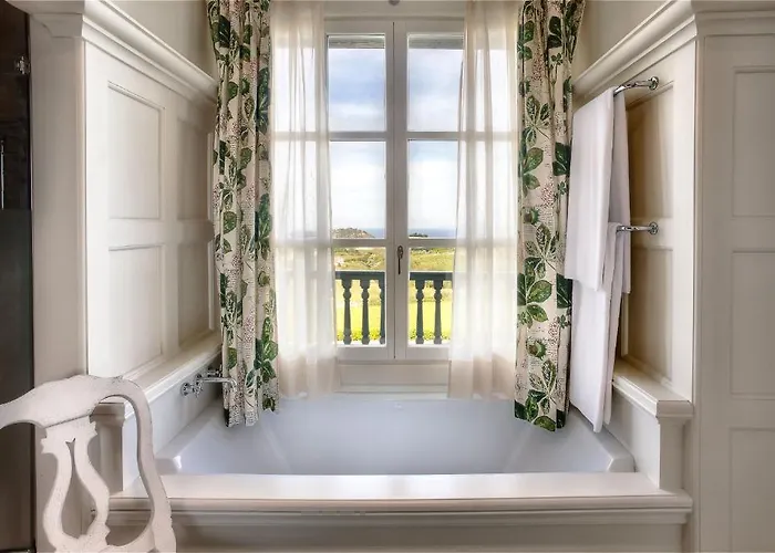 Hotel Iturregi Getaria